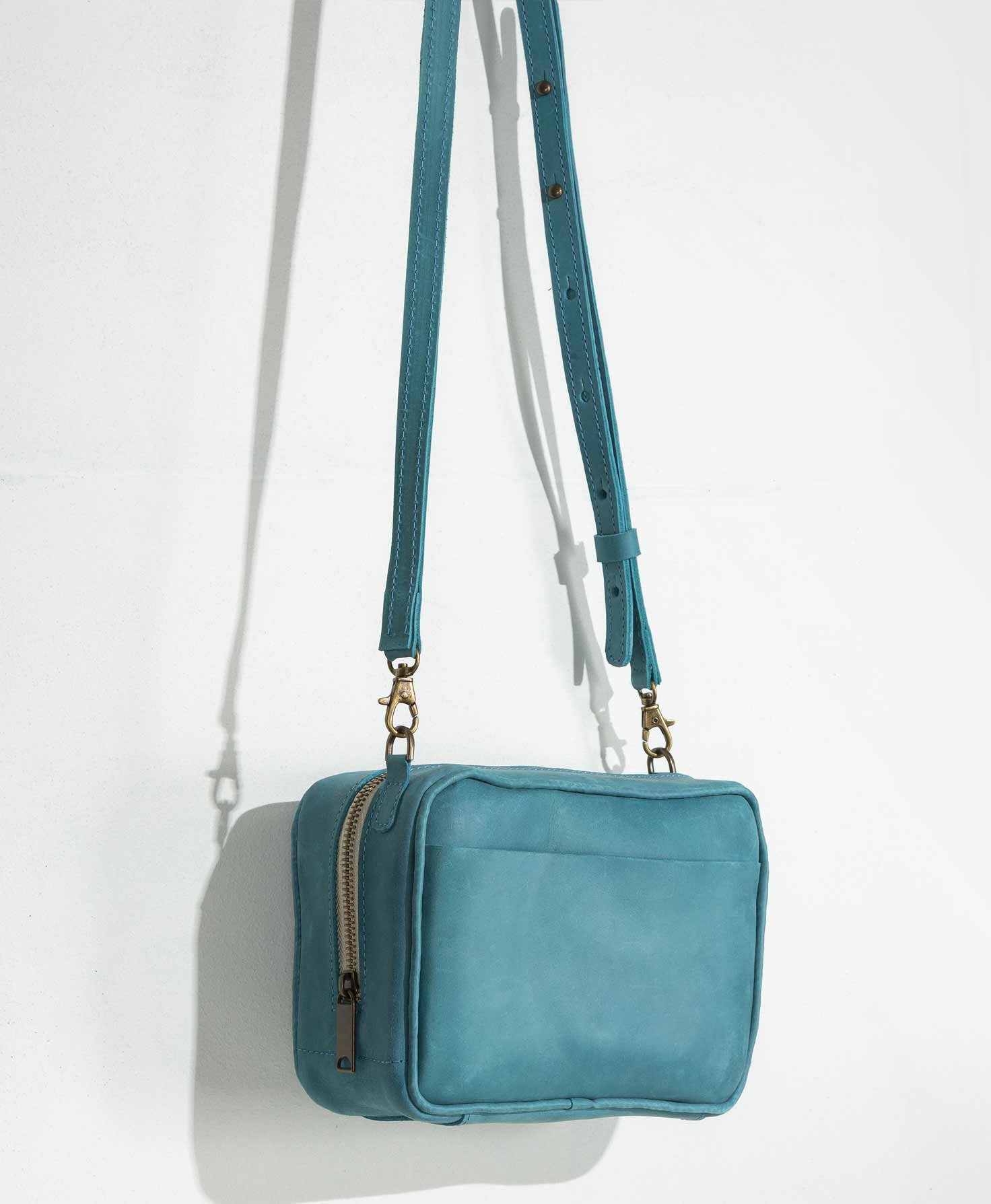 Teal-Turquoise-Designer-Leather-Crossbody-Handbag - Schandra