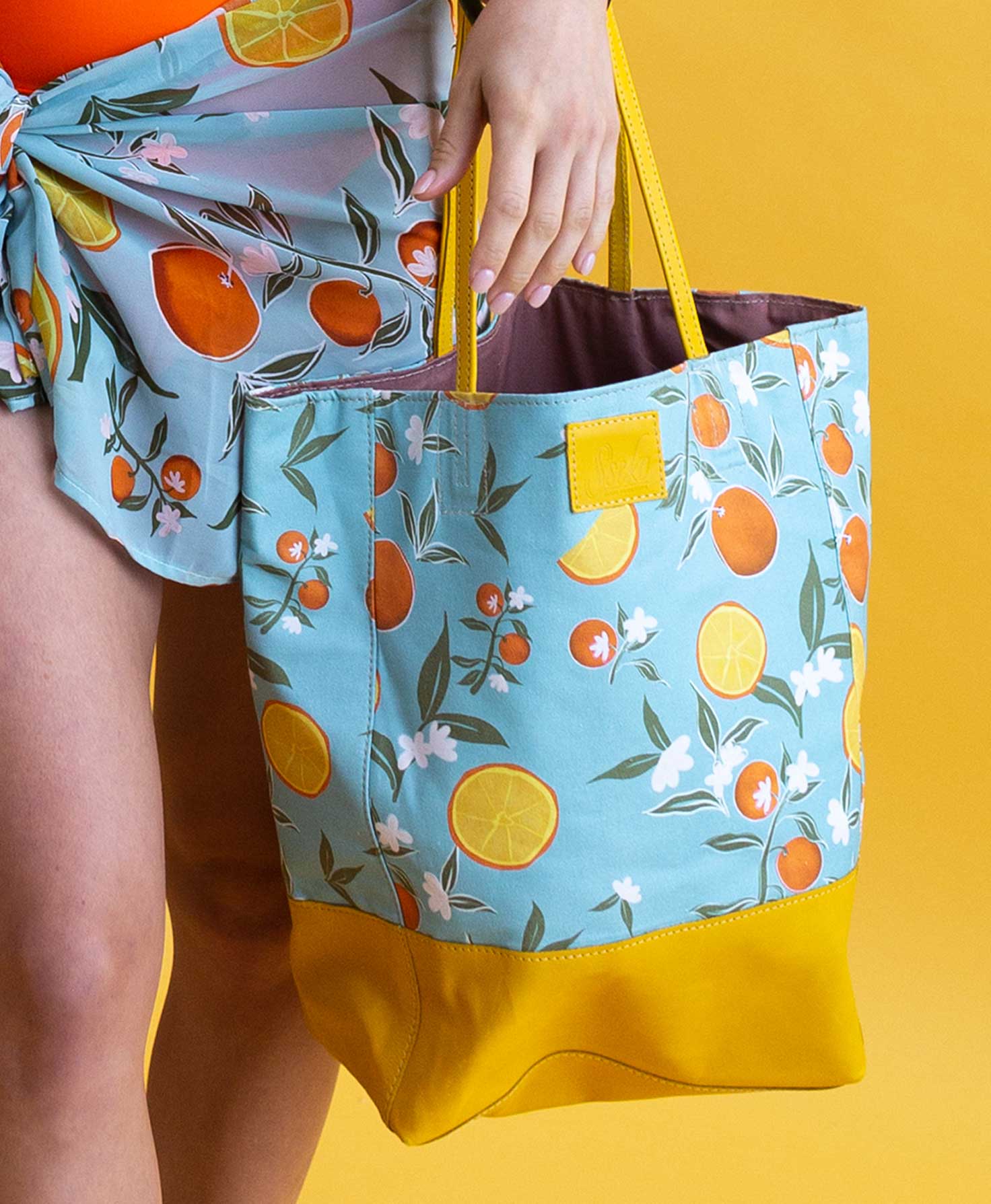 https://www.noondaycollection.info/img/product/canvas-bucket-bag,-citrus/alt/canvas-bucket-bag,-citrus-alt5.jpg