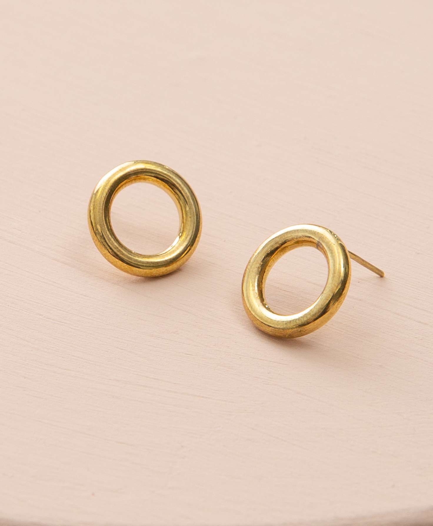 LV earring gold plated black & gold  Gold earrings studs, Stud earrings,  Earrings
